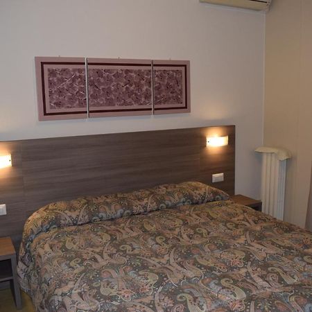 بسكييرا ديل غاردا Hotel Pilotto المظهر الخارجي الصورة
